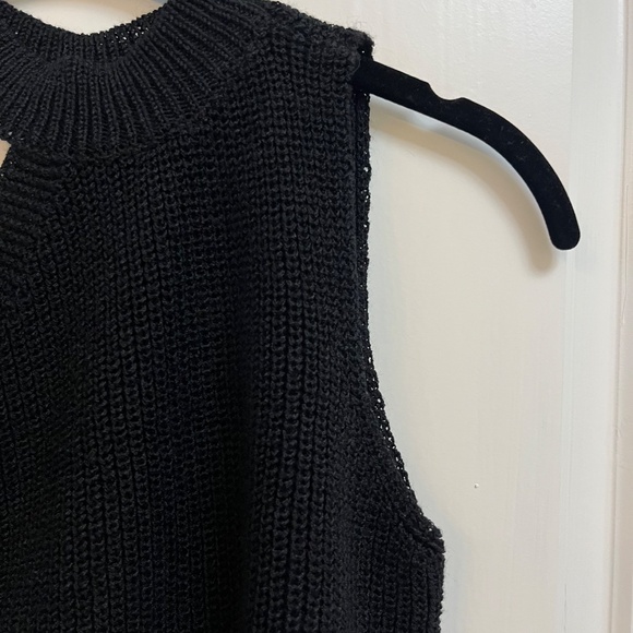 Made in Italy Black Knit Asymmetrical Halter Top 100% Cotton Size S - Picture 5 of 10